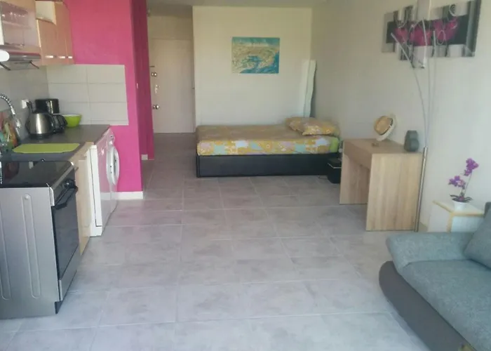 Naturiste Cap D'agde Heliopolis C 77 * אגדה